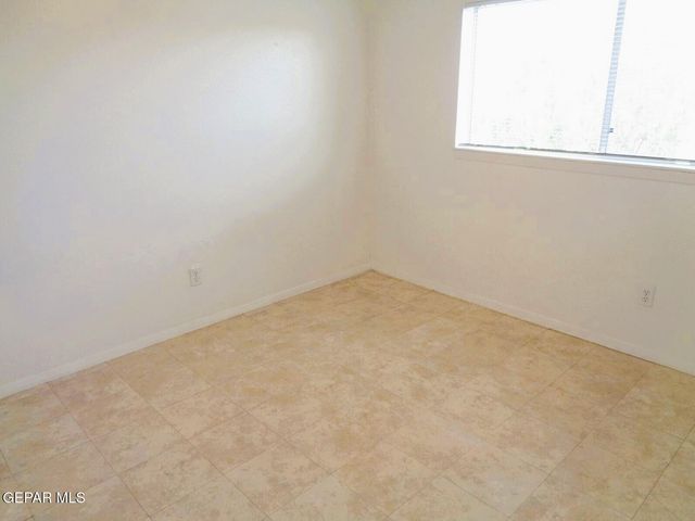 3028 E Glen Drive A, El Paso, TX 79936