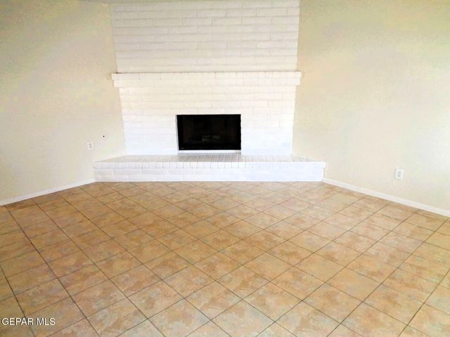 3028 E Glen Drive A, El Paso, TX 79936