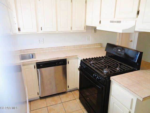 3028 E Glen Drive A, El Paso, TX 79936