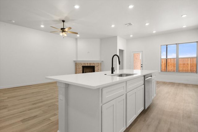 1203 E 30th Street, Wolfforth, TX 79382