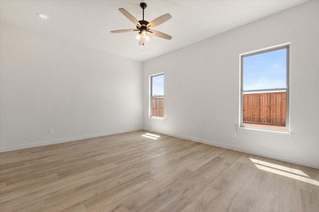 1203 E 30th Street, Wolfforth, TX 79382