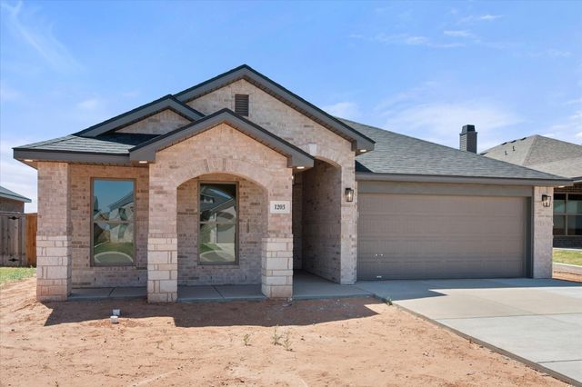 1203 E 30th Street, Wolfforth, TX 79382