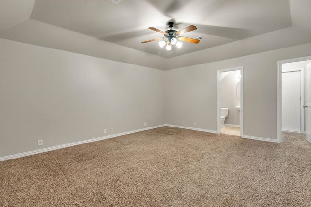 221 Bear Trail, Waxahachie, TX 75165