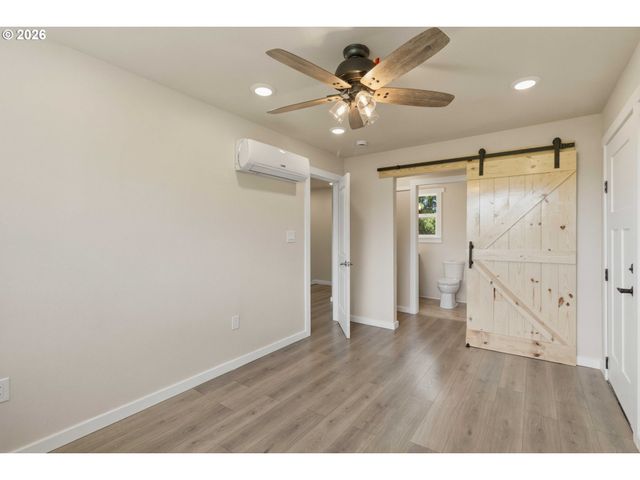 204 CONGER Rd, Castle Rock, WA 98611