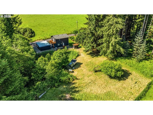 204 CONGER Rd, Castle Rock, WA 98611