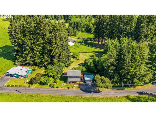 204 CONGER Rd, Castle Rock, WA 98611