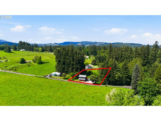 204 CONGER Rd, Castle Rock, WA 98611
