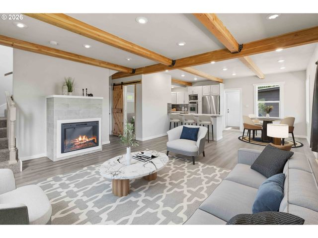 204 CONGER Rd, Castle Rock, WA 98611