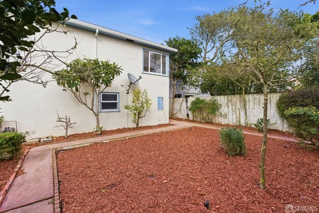 98 Lake Forest Drive, Daly City, CA 94015