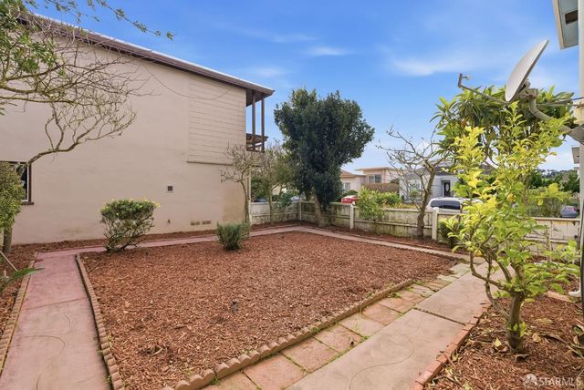 98 Lake Forest Drive, Daly City, CA 94015