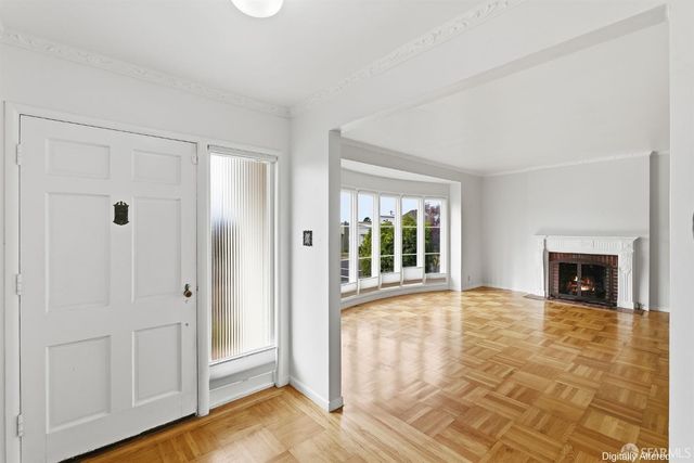 98 Lake Forest Drive, Daly City, CA 94015