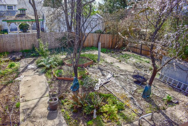 1114 -1116 Reddy Avenue, Medford, OR 97504