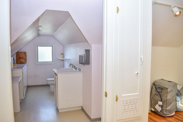 1114 -1116 Reddy Avenue, Medford, OR 97504