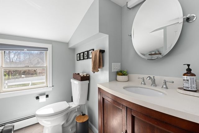 14 Mill St, North Reading, MA 01864