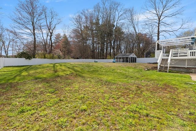 14 Mill St, North Reading, MA 01864