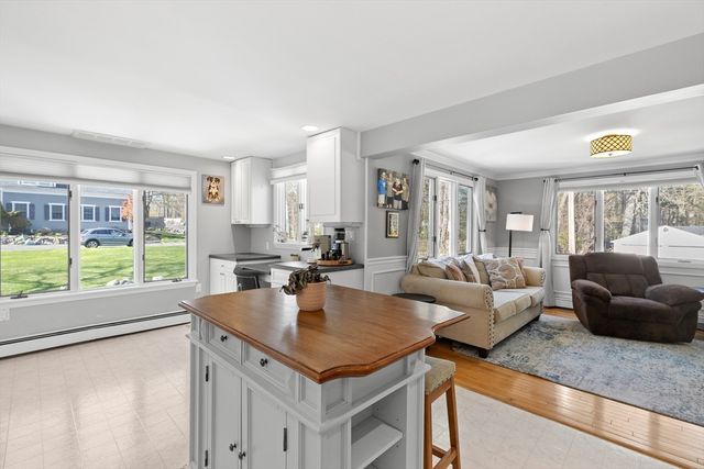 14 Mill St, North Reading, MA 01864