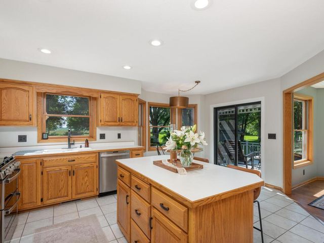 12495 County Road 32, Waconia, MN 55387