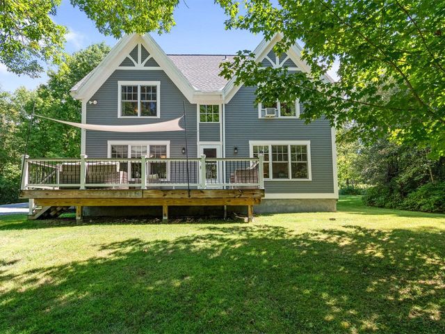 588 Round Barn Road, Ferrisburgh, VT 05456