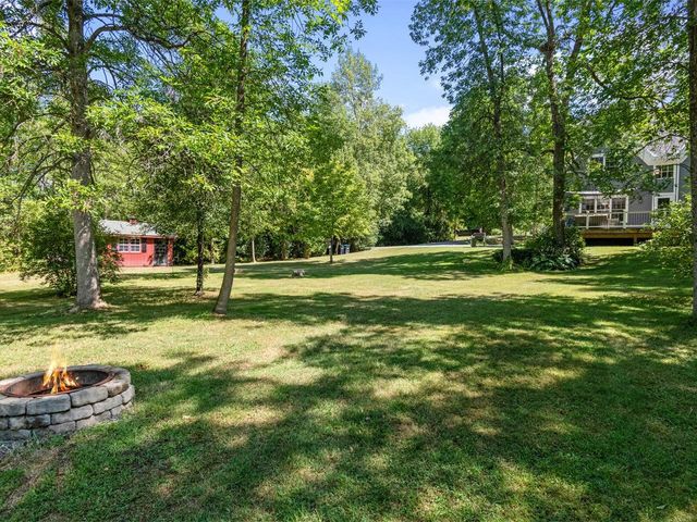 588 Round Barn Road, Ferrisburgh, VT 05456