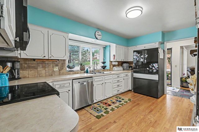 12304 Grey Fawn, Omaha, NE 68154