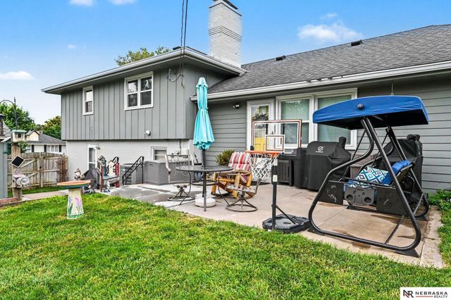 12304 Grey Fawn, Omaha, NE 68154