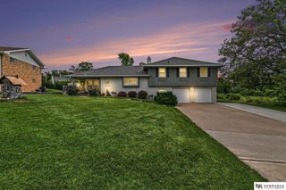 12304 Grey Fawn, Omaha, NE 68154