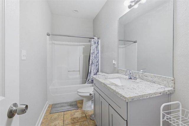 2156 Alameda St Street, Lake Charles, LA 70607