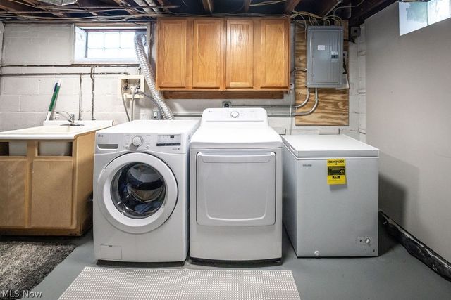 3106 Grovewood Avenue, Parma, OH 44134