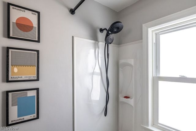 3106 Grovewood Avenue, Parma, OH 44134