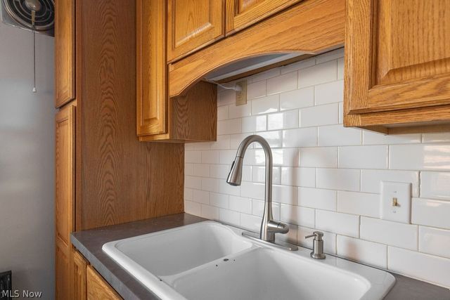 3106 Grovewood Avenue, Parma, OH 44134