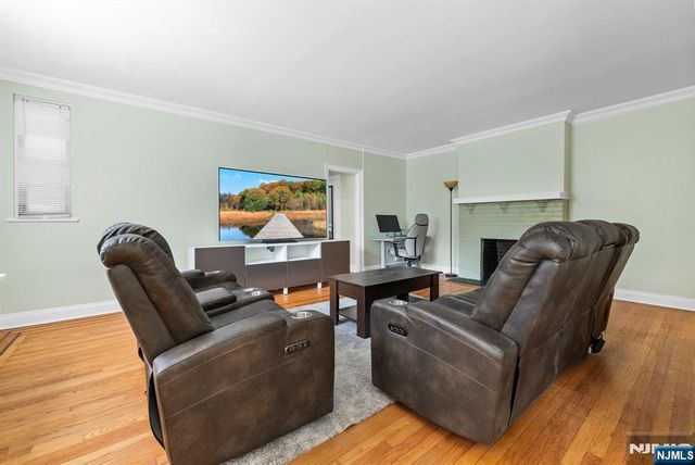 100 E Palisade Avenue B22, Englewood, NJ 07631