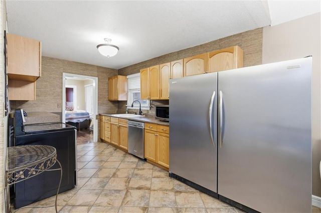 5118 El Monte Street, Roeland Park, KS 66205