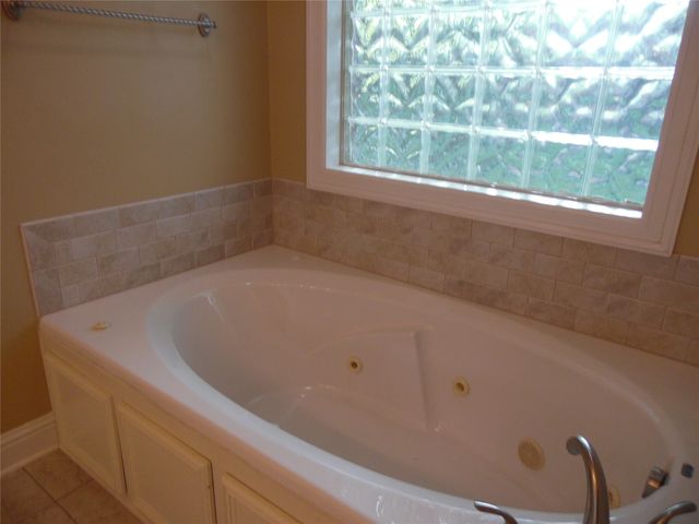 5635 Branchwood Drive, Keithville, LA 71047