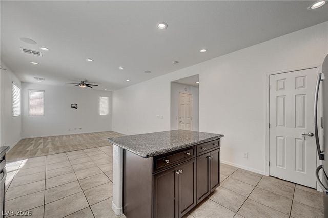 7841 Blue Lake Peak Street, Las Vegas, NV 89166