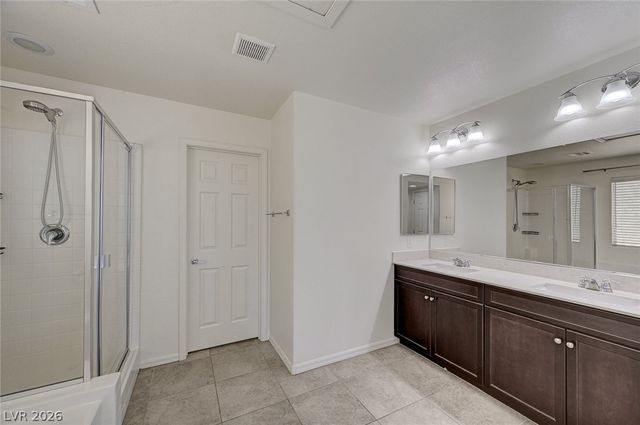 7841 Blue Lake Peak Street, Las Vegas, NV 89166