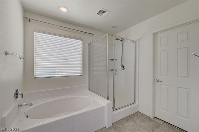 7841 Blue Lake Peak Street, Las Vegas, NV 89166