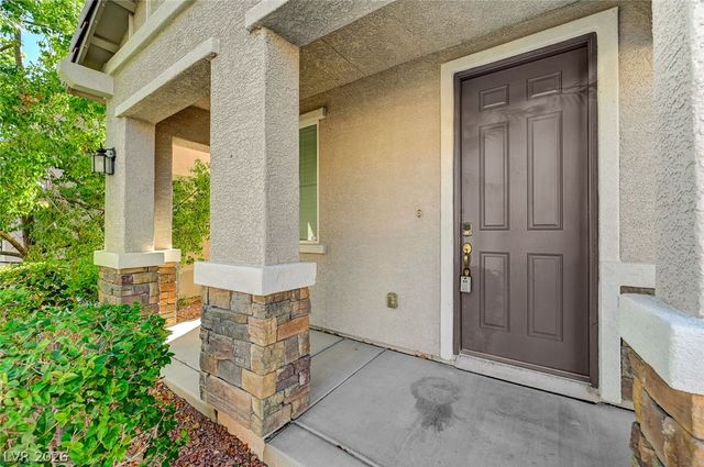 7841 Blue Lake Peak Street, Las Vegas, NV 89166