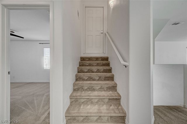 7841 Blue Lake Peak Street, Las Vegas, NV 89166