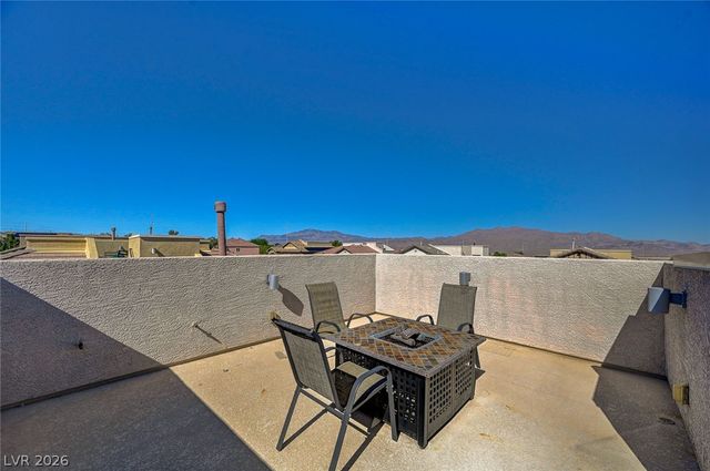 7841 Blue Lake Peak Street, Las Vegas, NV 89166
