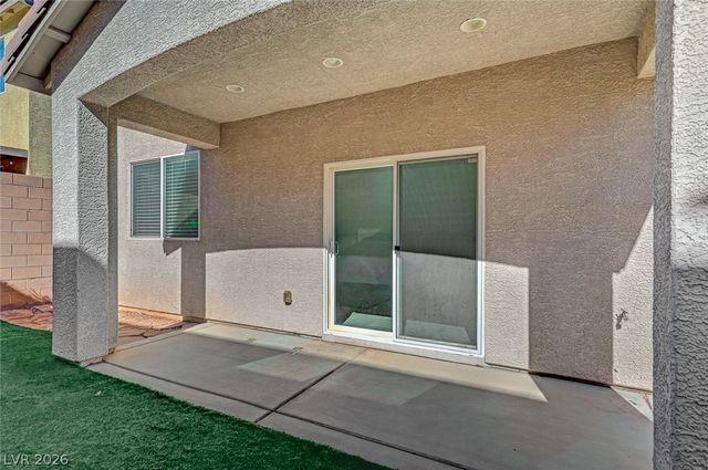 7841 Blue Lake Peak Street, Las Vegas, NV 89166