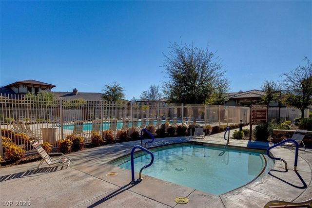 7841 Blue Lake Peak Street, Las Vegas, NV 89166