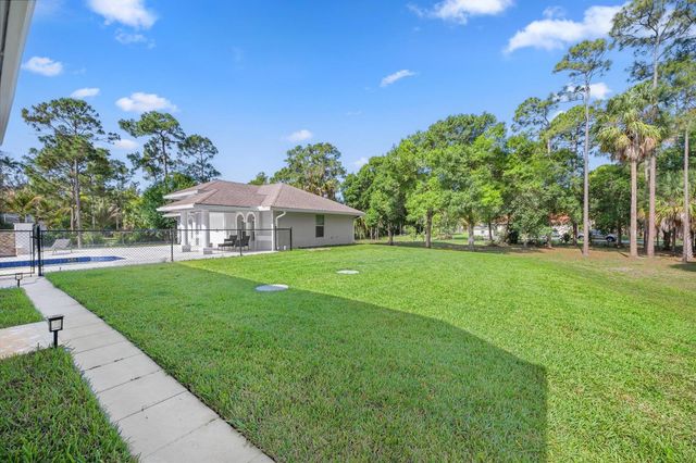 17038 N 61st Pl Place N, Loxahatchee, FL 33470
