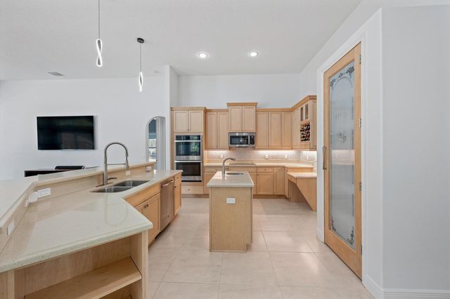 17038 N 61st Pl Place N, Loxahatchee, FL 33470