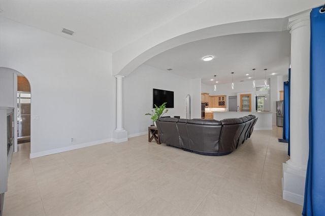17038 N 61st Pl Place N, Loxahatchee, FL 33470