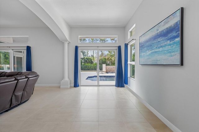 17038 N 61st Pl Place N, Loxahatchee, FL 33470