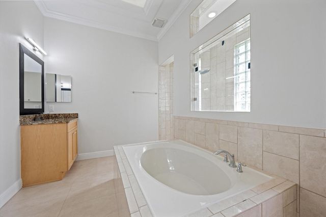 17038 N 61st Pl Place N, Loxahatchee, FL 33470