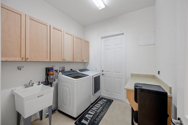 17038 N 61st Pl Place N, Loxahatchee, FL 33470