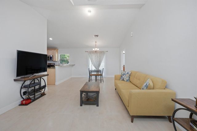 17038 N 61st Pl Place N, Loxahatchee, FL 33470