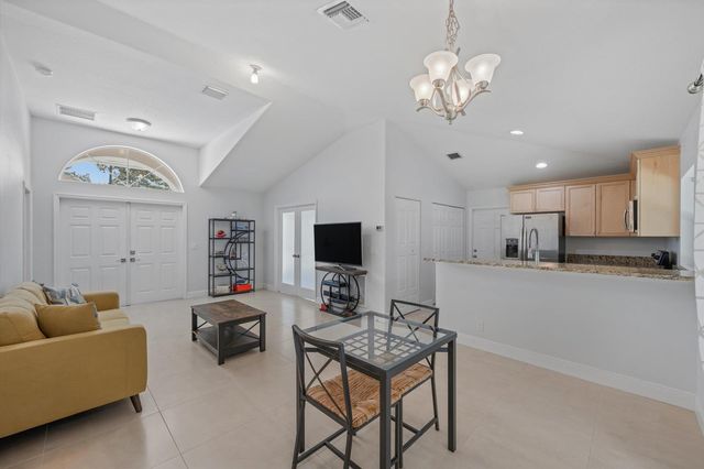 17038 N 61st Pl Place N, Loxahatchee, FL 33470
