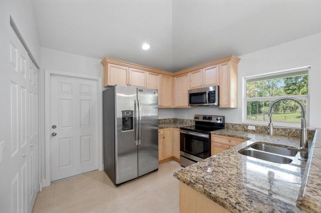 17038 N 61st Pl Place N, Loxahatchee, FL 33470